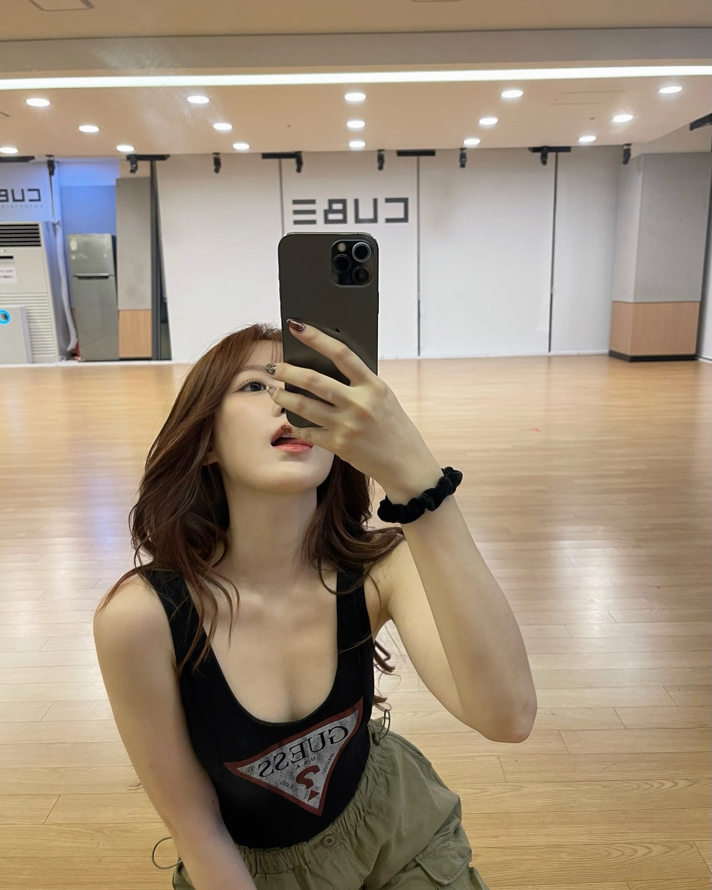 민소매&카고로 늘씬 허리핏🤍❤️‍🔥 이미지2