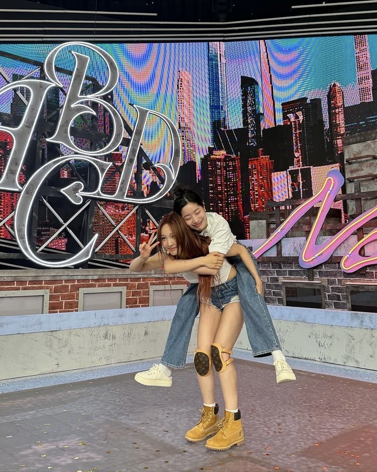 찐 Y2K는 팀버랜드 부츠🧡💛 이미지