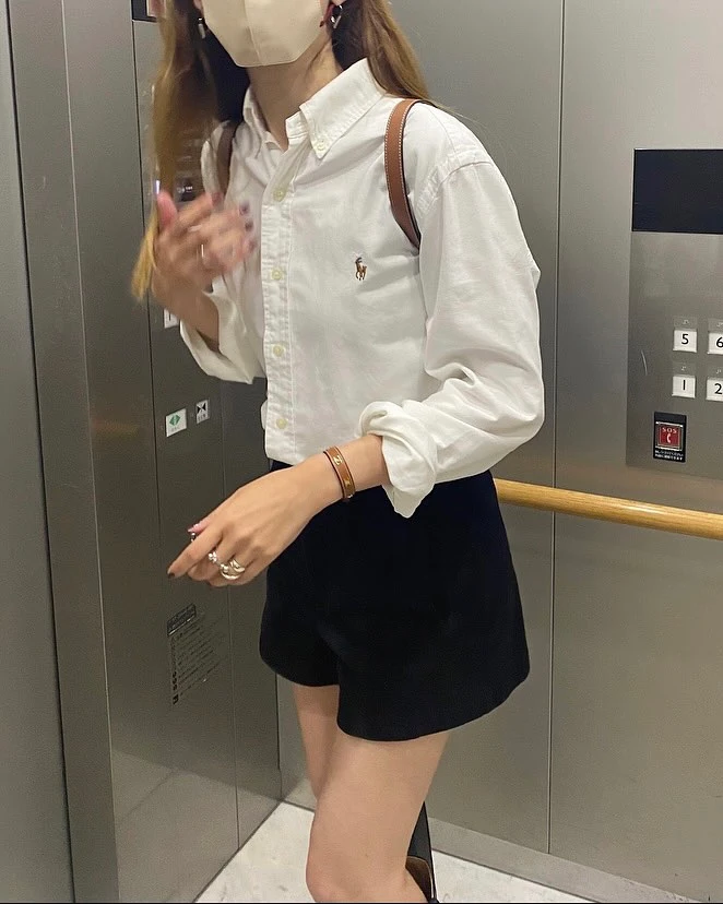 깔끔룩 필수🤍🎠폴로 화이트 셔츠 이미지2