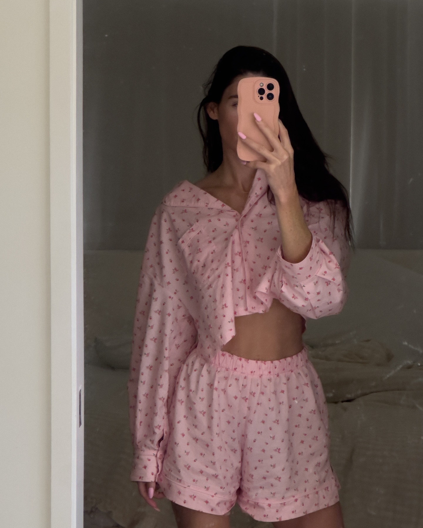 비 오는 날엔 파자마 입고 집콕🌷 이미지