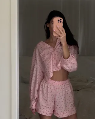 비 오는 날엔 파자마 입고 집콕🌷 이미지