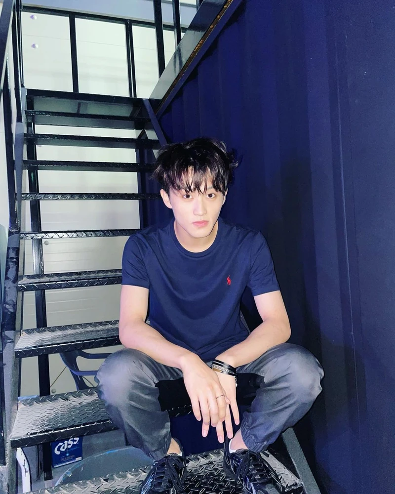 무난하게 폴로 기본티로🐎 이미지4