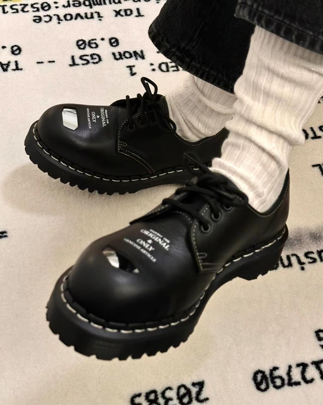 아무리 더워도 닥터마틴은 못참쥐!!👞 이미지