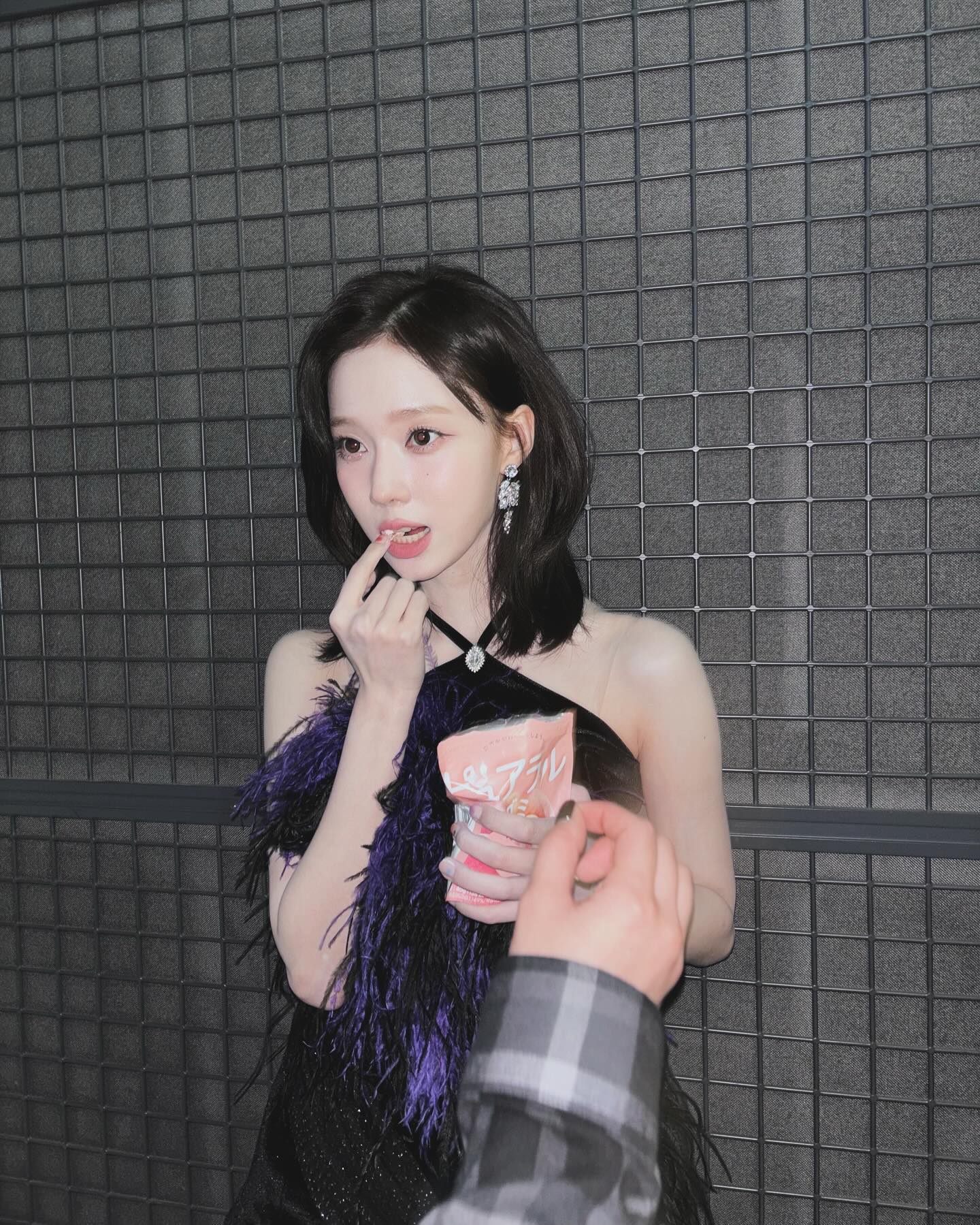 할 때마다 레전드인 윈터 단발💖 이미지2