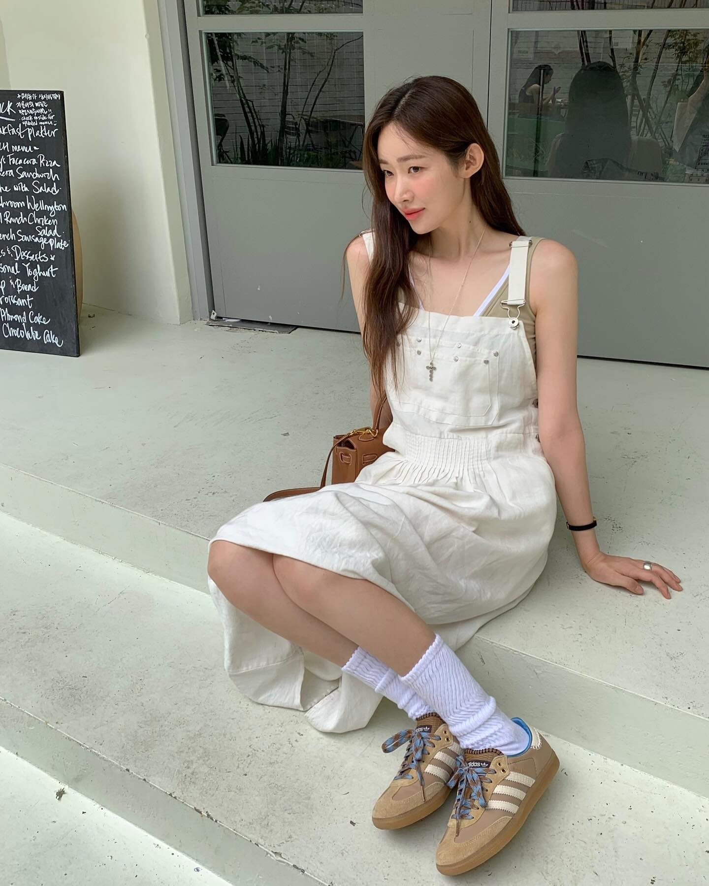 연관 토픽 이미지