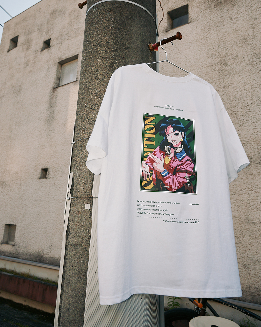 확 끌린다⚡컨디션 X 나무13🌳
힙한 레트로 무드 티셔츠👕잘 어울릴 것 같아 @친구야 #광고

숙취해소 NO.1 컨디션과 트렌디한 시티팝 일러스트레이터 작가 ‘나무13’가 함께 한 콜라보 굿즈가 출시되었습니다. 작가 나무만의 레트로 시티팝 무드가 담긴 티셔츠 2종 출시 뿐만 아니라 컨디션 제품을 최대 50% 할인하여 판매 중이라고 하는데요. 컨디션과 작가 나무가 함께 한 콜라보레이션 굿즈는 이노엔 스마트스토어에서 만나볼 수 있습니다.

대형 컨디션 스틱 경품이 준비되어 있는 ‘나무 13’ 콜라보 굿즈 구매 인증샷 이벤트도 준비되어 있다고 하니 아래 내용을 확인해 보세요!

[컨디션 X 나무 13 콜라보 굿즈 구매 인증샷 이벤트]
- 내용: ‘나무13’ 콜라보 굿즈 티셔츠 구매 인증샷 업로드 시 추첨을 통해 대형 컨디션 스틱 증정
- 방법: 컨디션 SNS 계정(@condition_official) 태그하여 피드 또는 스토리 업로드 (단, 스토리 업로드 시 DM 발송 필수)
- 기간: 7/1 ~ 7/31
- 경품: 대형 컨디션 스틱(박재범 미공개컷 온팩, 당첨자 이름 각인 서비스, 스틱 180포) 이미지9