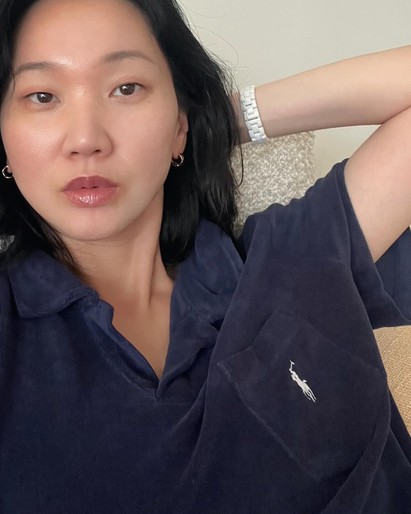 윤주언니처럼 남자 옷은 이렇게✅
기본 티셔츠는 넣어 입거나 or 이너로 활용 이미지4