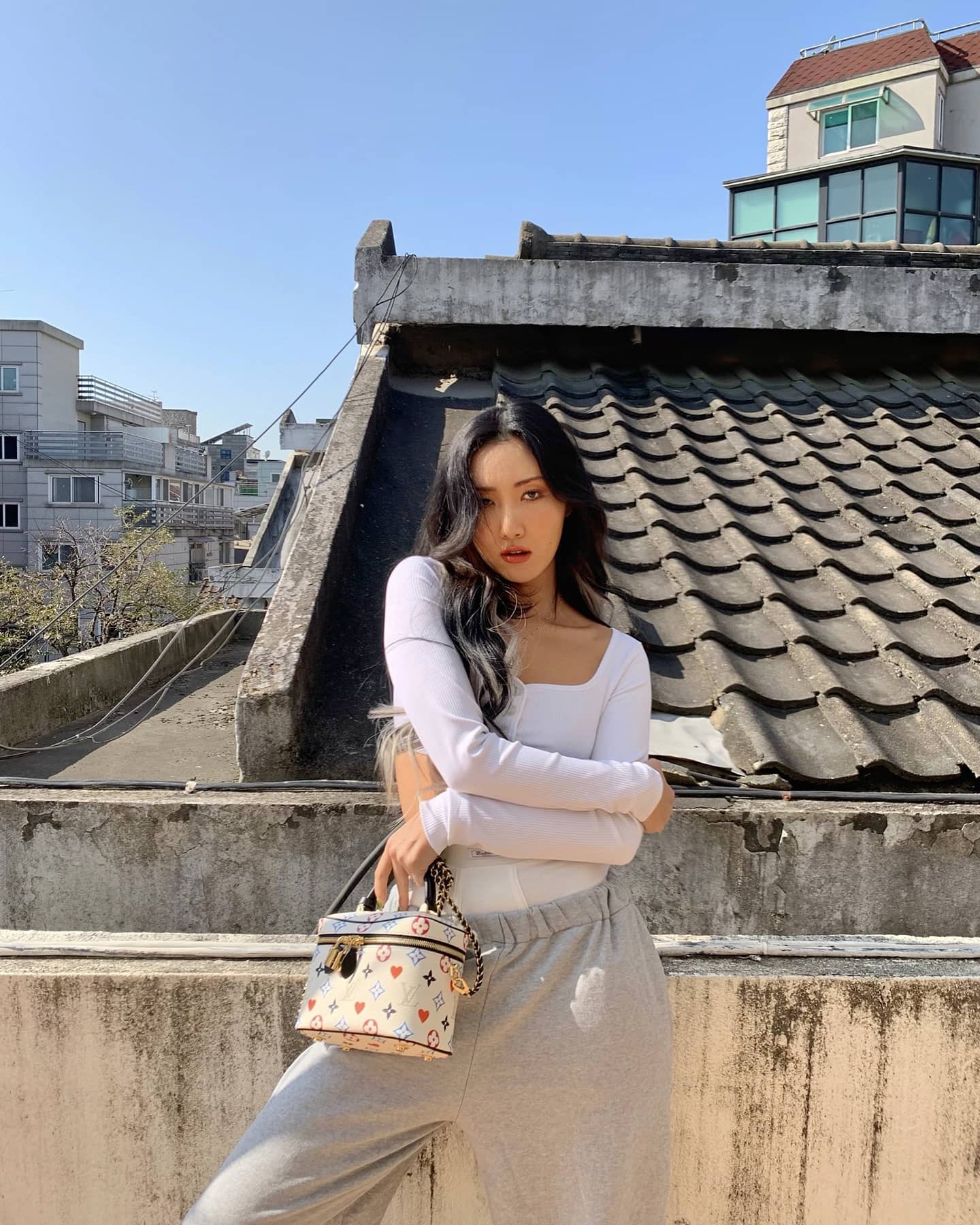 귀여운 손가방💄🧳@베니티 백
귀여운 쉐입에 알짜 수납력🪄브랜드 베니티 백 추천 3가지👛

1. 샤넬 베니티 백

2. 디올 베니티 백

3. 루이 비통 베니티 백 이미지