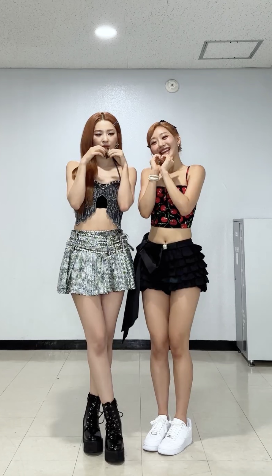 3세대와 4세대 대표 썸머퀸들👸🏻 이미지