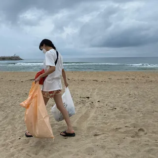 러블리한 포인트템🌸꽃무늬 팬츠 이미지