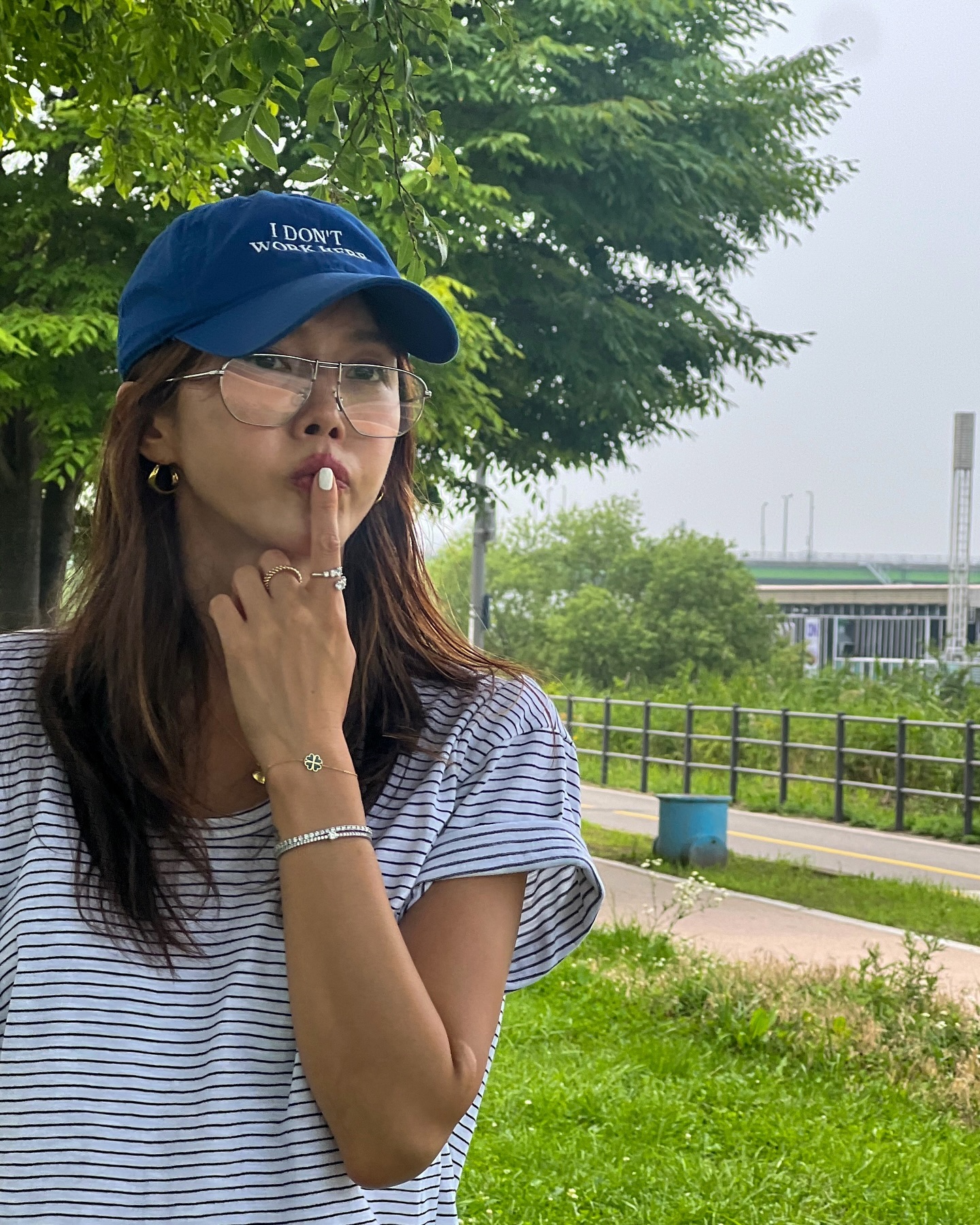 볼캡과 안경은 환상의 짝꿍👓🧢 이미지6