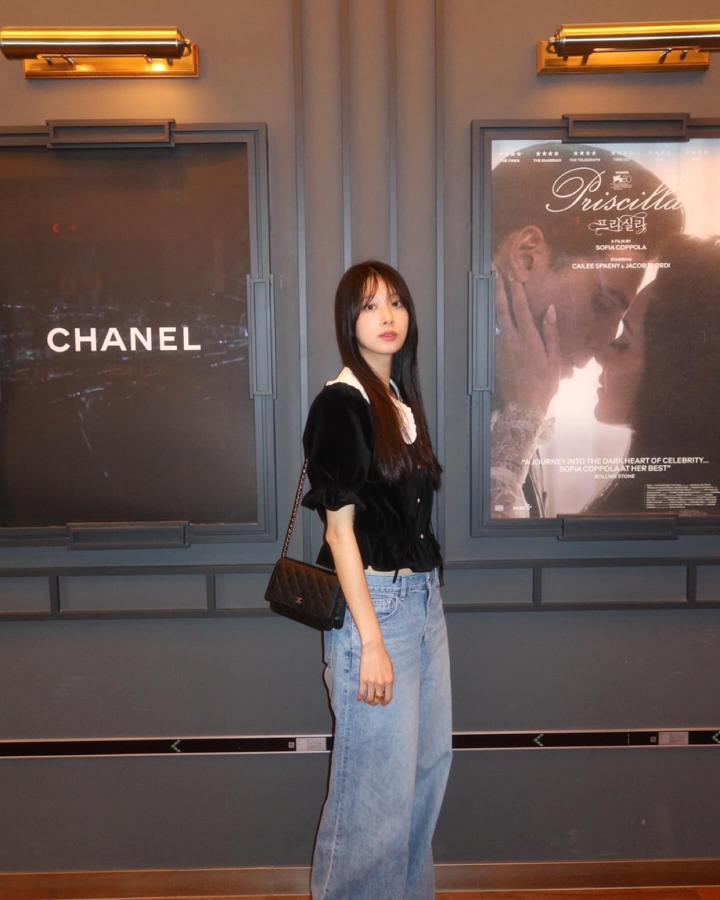 러블리 시크🖤블랙 반팔 블라우스 이미지