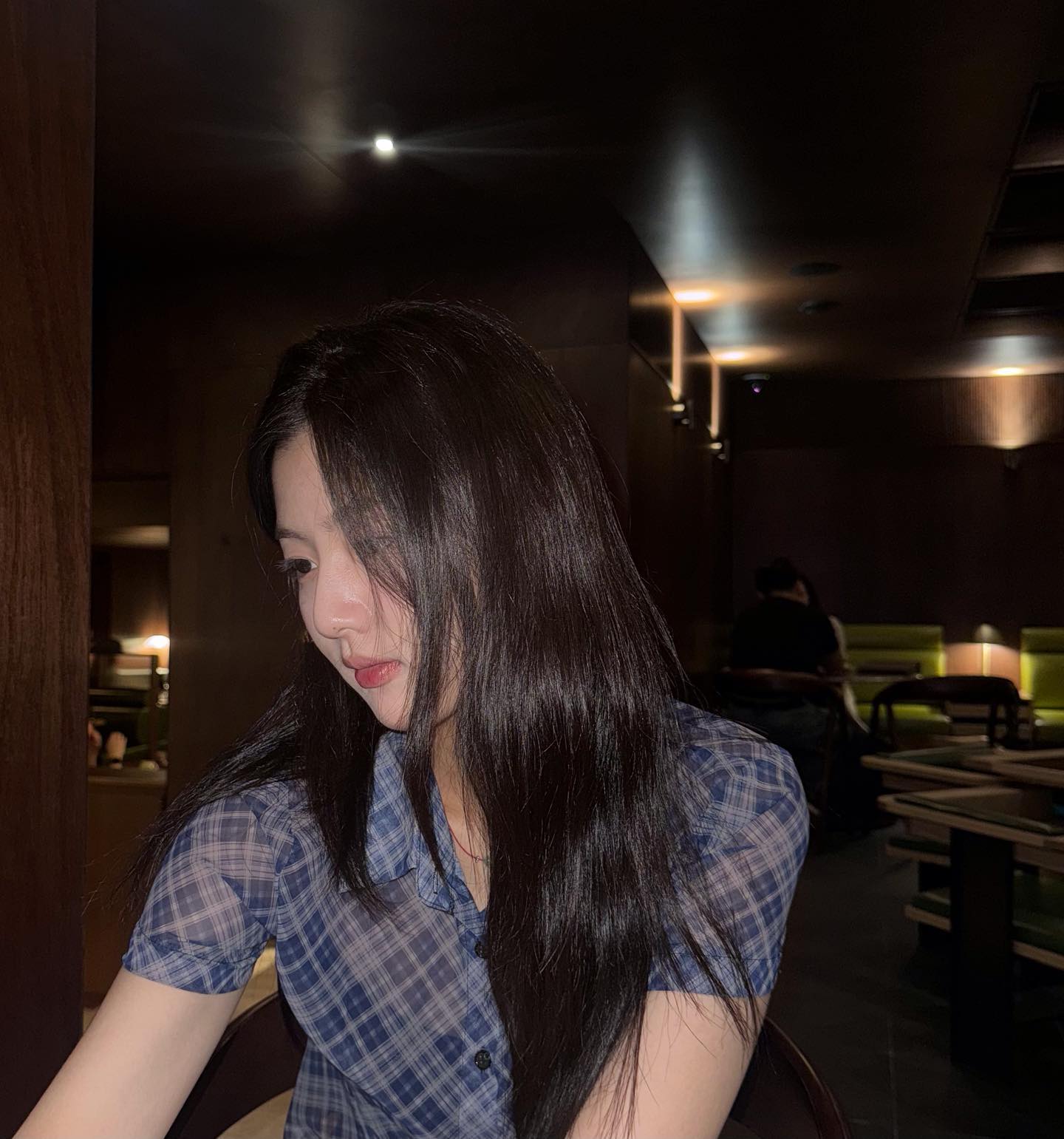 포인트템 톡톡히 하는💘체크셔츠 이미지"