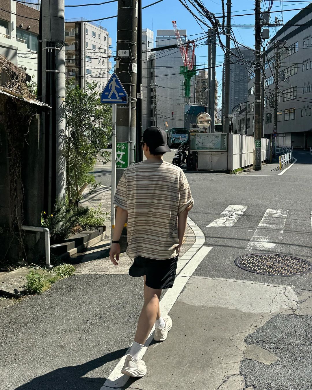 티셔츠는 오버핏으로 빼입기🛞 이미지8