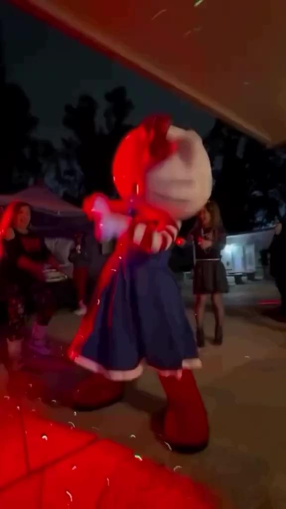나이 50세 키티🤍❤️불금 댄스! 키티키티키티💃🏻 이미지