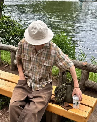 동글거리는 버킷햇 쓰기🪖 이미지