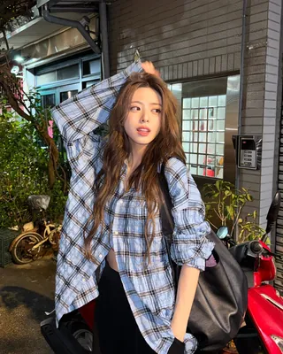 셀럽 여름 아우터👔💙 체크셔츠 이미지