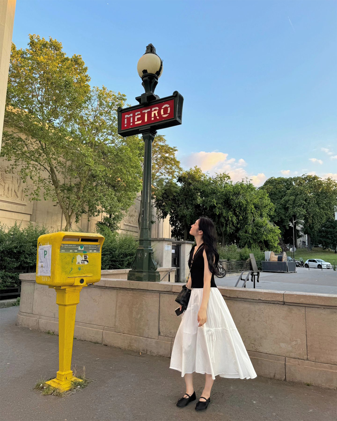 퀸연아의 청순시크 파리룩🇫🇷🩶
청순미 넘치는 연아언니⛸️✨파리 여행코디 @참고해 이미지8