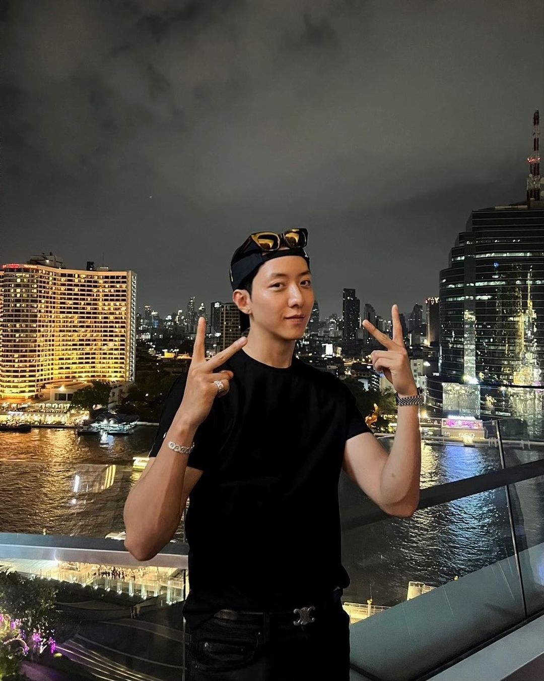더워도 올블랙은 꾸준히☠️💦 이미지3