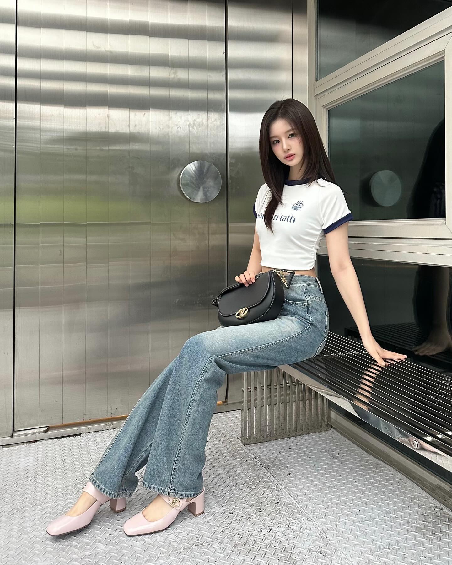 연관 토픽 이미지