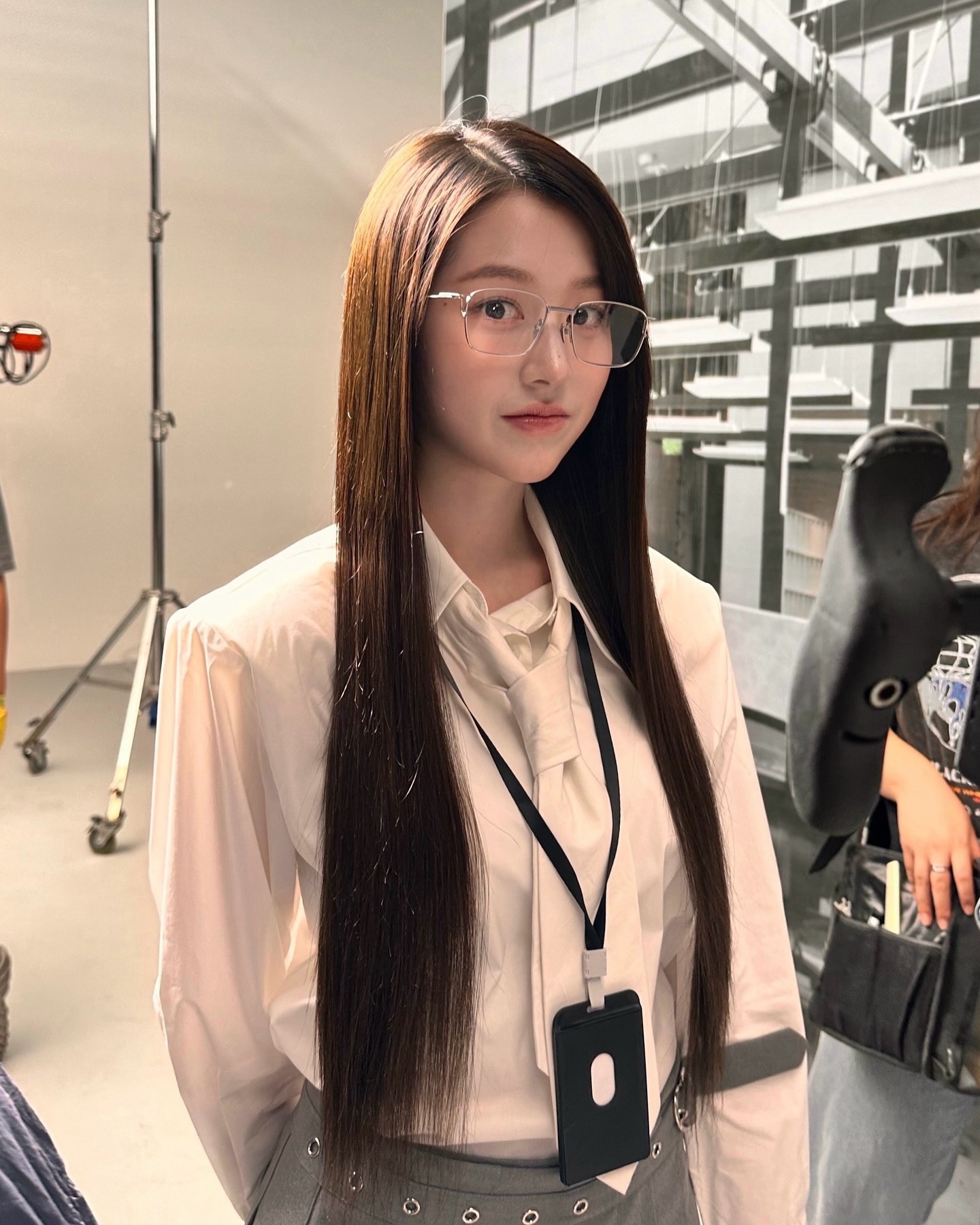 이 집 유전자 무슨일이야..🤍
단발도 예쁘더니 긴머리도 예쁘네🤦🏻‍♀️💘 이미지