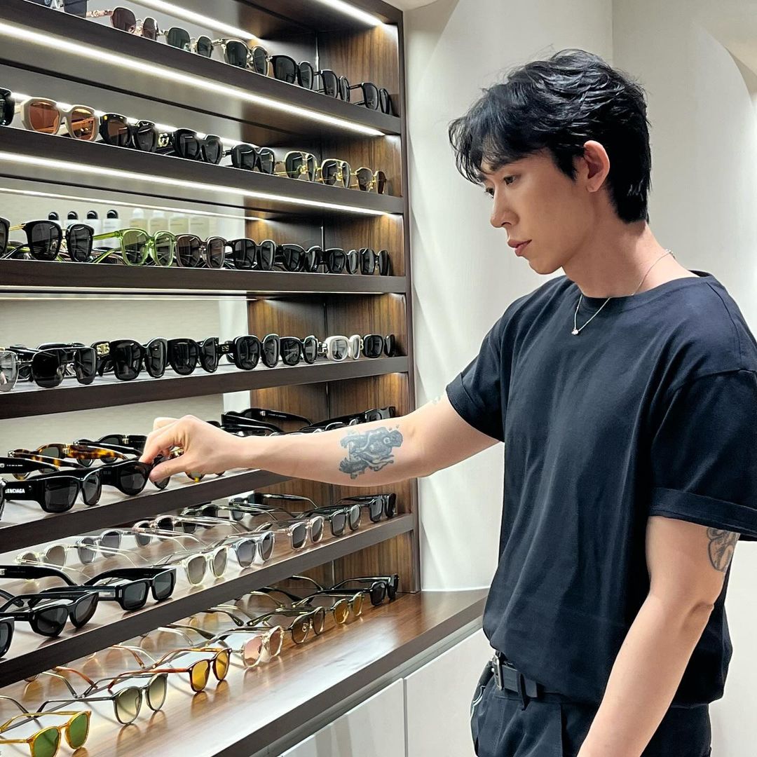 심플하게 티셔츠 넣입🕸️ 이미지