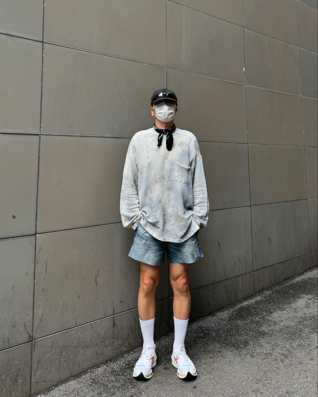 반바지에 흰양말 더하는 센스🧦 이미지2