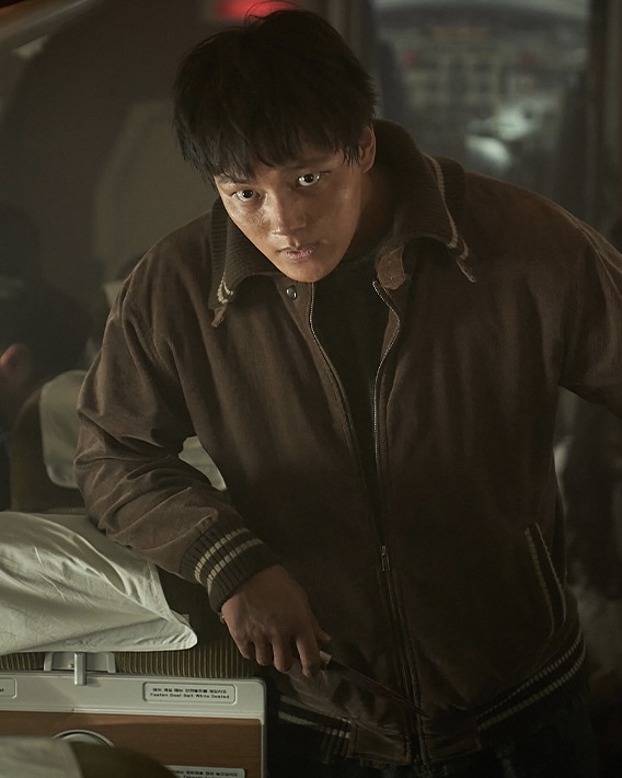 하이재킹 아직 못 본 사람?🍿

영화 ‘하이재킹’을 이제 IPTV와 VOD 서비스에서도 볼 수 있습니다. 지난달 21일 개봉한 ’하이재킹’은 전 세계 유례없는 기적으로 불리는 1971년 여객기 납치 사건을 모티브로 한 작품인데요. 전국 극장에서 절찬 상영 중이며 오늘(29일)부터 IPTV(KT Genie TV, LG U+TV, SK Btv), 케이블 TV VOD, KT 스카이라이프, 네이버 시리즈온, 구글 플레이, OTT 웨이브, 애플TV, 쿠팡플레이, 왓챠, 씨네폭스 등 다양한 온라인 및 모바일 플랫폼에서 시청할 수 있습니다. 이미지3