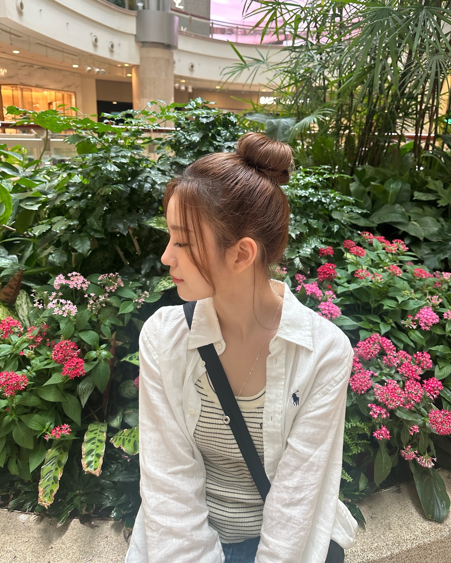 언니들 여름 필수템🤍폴로 화이트 셔츠 이미지2