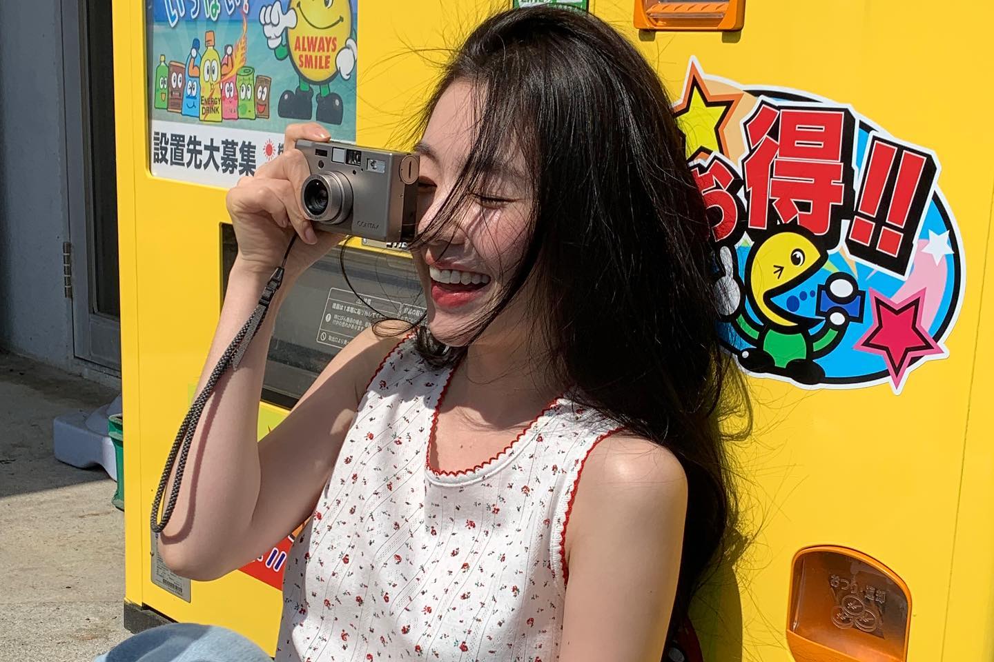 러블리한 트렌드 잔꽃무늬 민소매💐 이미지