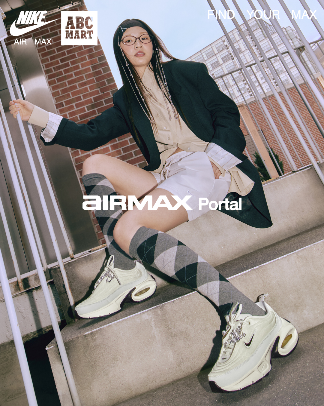 ABC-MART x NIKE 'AM Portal'
새로운 에어맥스 출시🔥🏬편하고 고급진 매력 만나봐 #광고

2000년대의 플랫폼 밑창과 현대적인 디자인이 만나 탄생한 나이키 에어맥스Portal가 새롭게 출시되었습니다. 편안하면서도 고급스러운 에어맥스Portal은 4가지의 매력적인 컬러들로 구성되어 있는데요. 새롭게 출시된 에어맥스 Portal의 다양한 컬러웨이를 통해 나만의 스타일을 전달해 보세요.

에어맥스Portal은 지금 바로 ABC마트 전국 매장과 아트닷컴에서 만나볼 수 있습니다.💘 이미지2