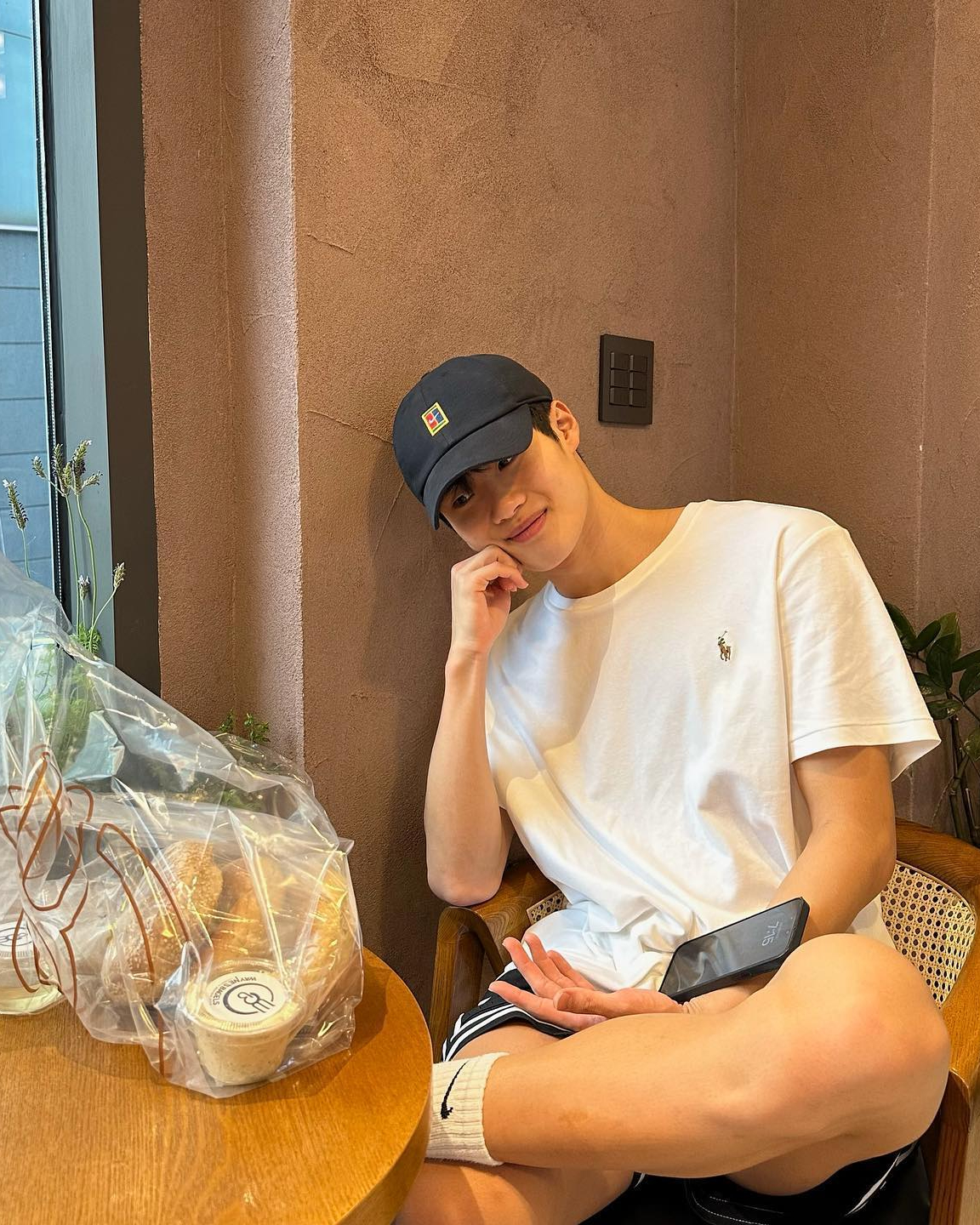 훈남 냄새 폴폴💙수영 F4
일상도 너무 멋있잖아..❤️‍🔥 이미지