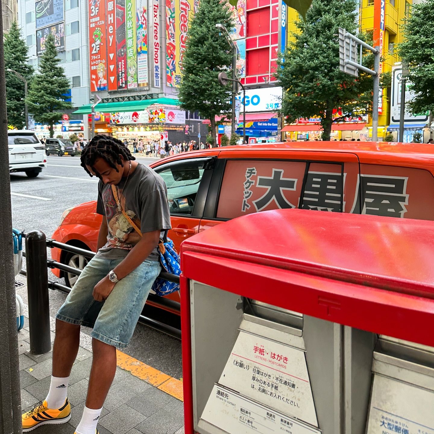 쥘 쿤데의 일본여행 패션🇯🇵😎 이미지