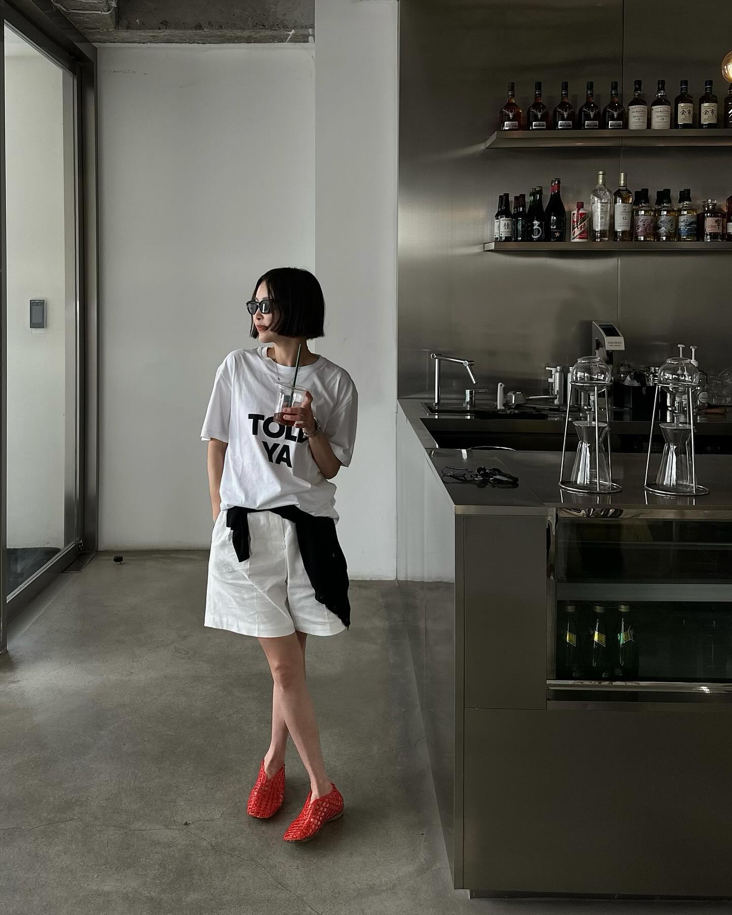 시영언니도 직구한 더로우 젤리슈즈🪼🫧
캐주얼한 룩에 찰떡! 매력적인 라운드쉐입까지✨ 이미지3