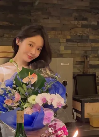 센스만점 강민경💎주얼리 활용법
과하지 않고 세련된 룩엔 주얼리로 포인트✨ 이미지