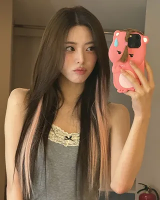 헤어나올 수 없는 폰케이스📱🩷
유나, 이시영, 나연 애정템🎀잔망루피 머리카락 케이스@사줘! 이미지