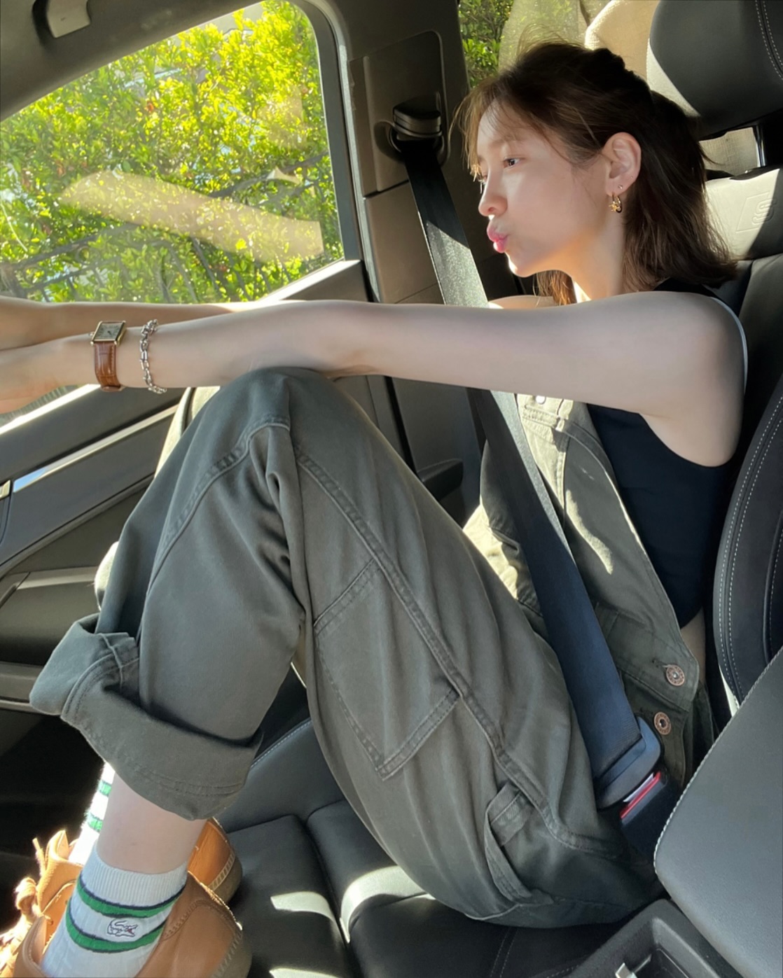 코디가 귀찮을 땐💚오버롤 스타일
나시 + 오버롤 조합으로 여름 무드 한가득🍃🌊 이미지