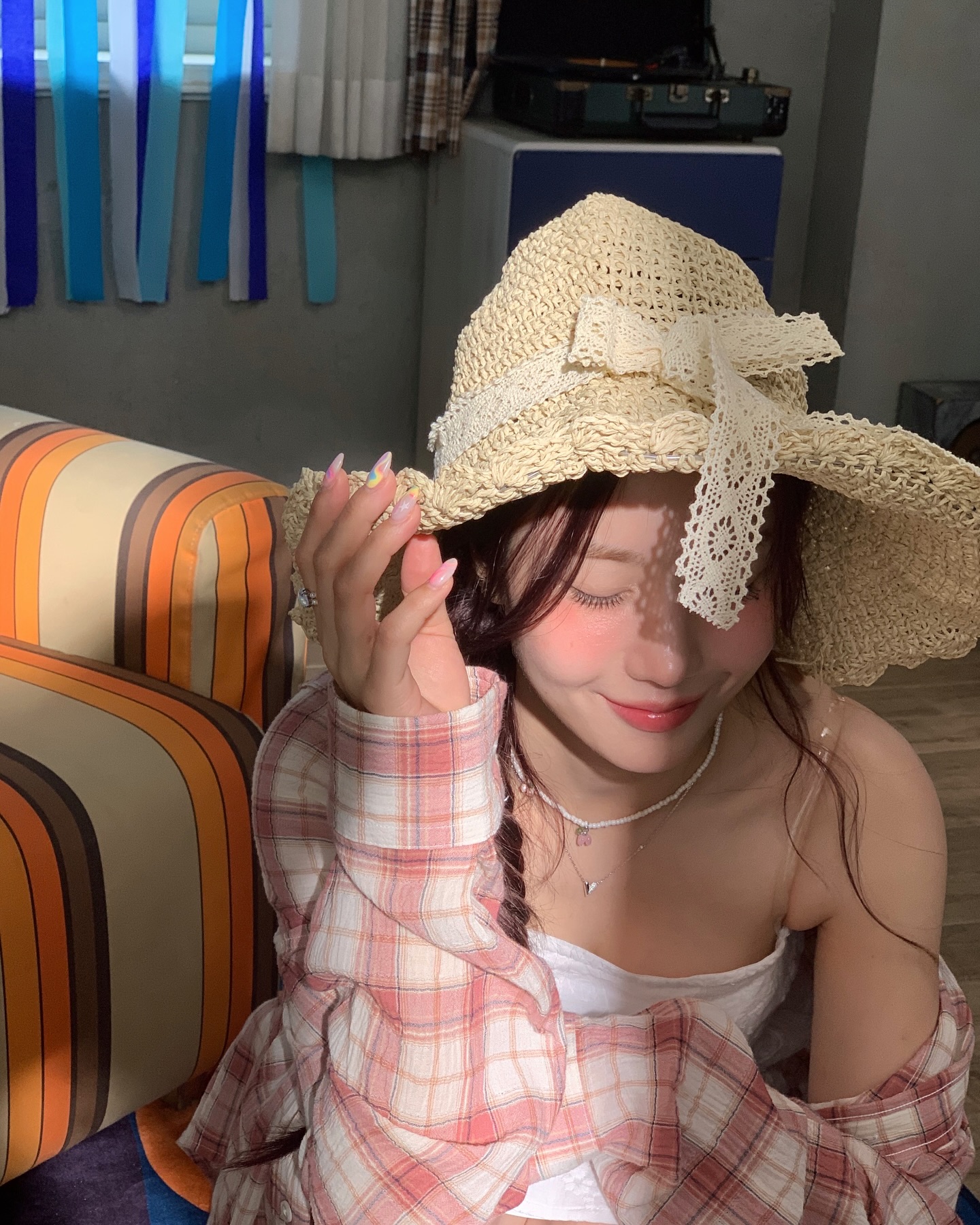 처서 전에 셔츠 췤💥
휘뚜루 입기 좋은 체크셔츠 코디🤍 이미지5
