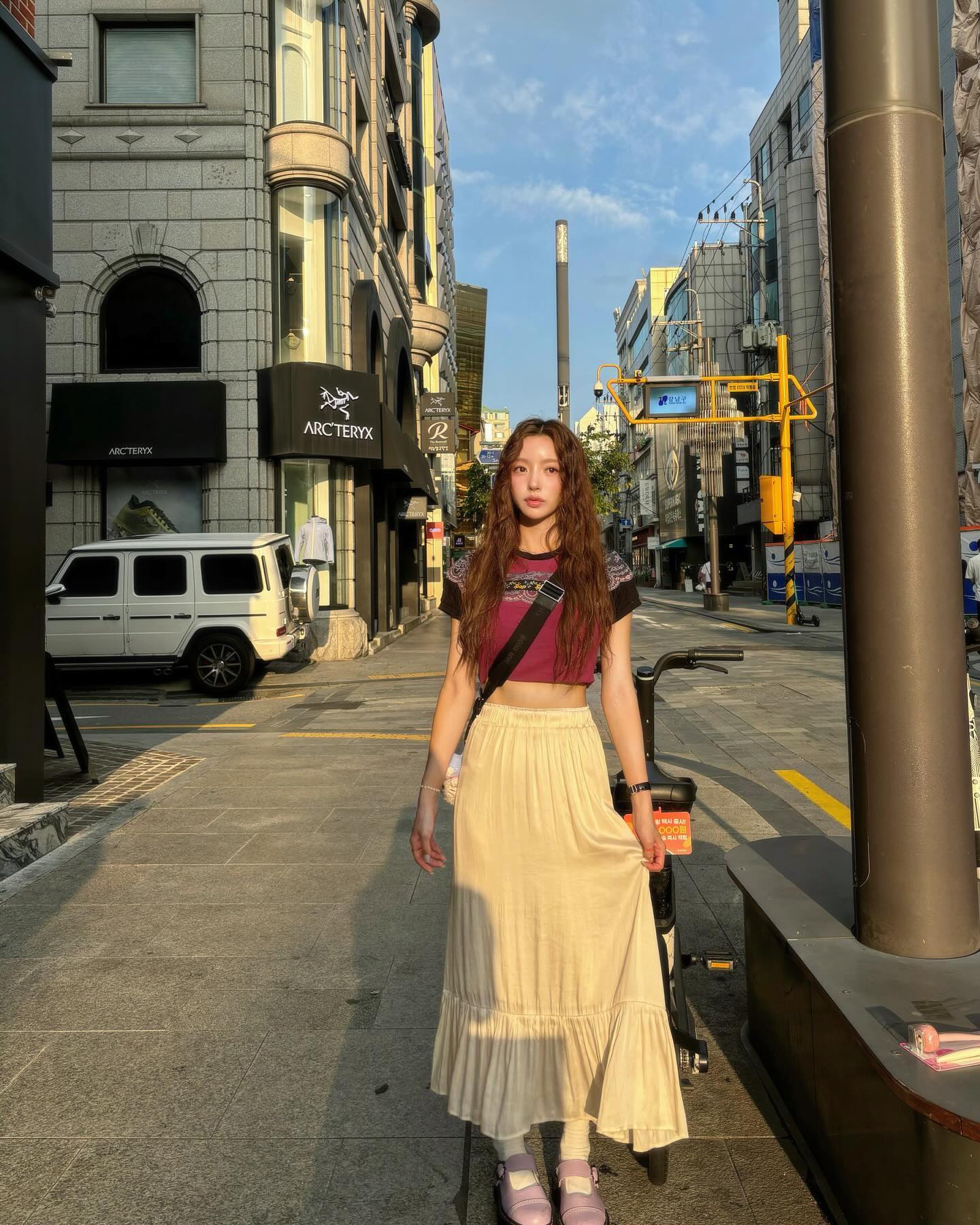 화이트 롱스커트로 감성 더하기🦢 이미지6