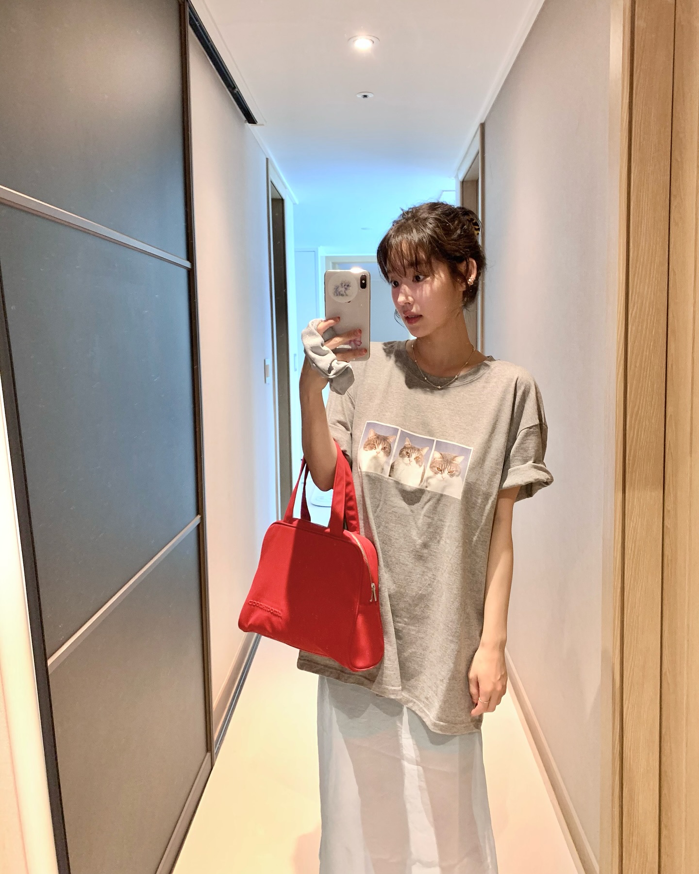 시크한 데일리템🩶그레이 반팔티 이미지3