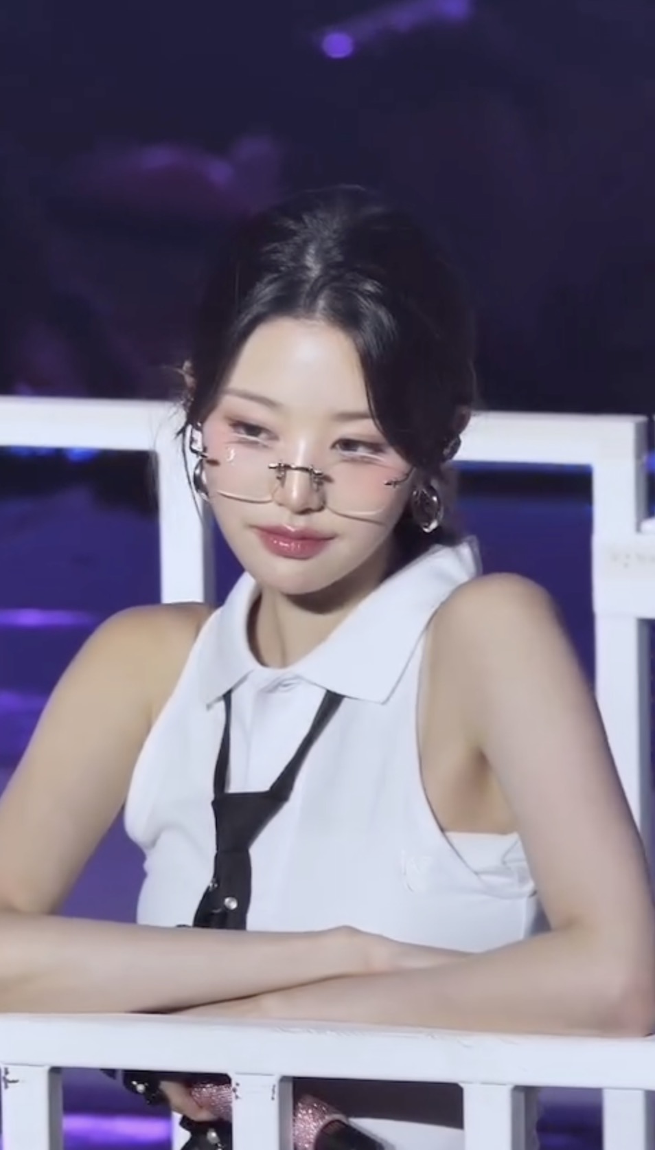 직접 아이디어 낸 긱시크녕👓🖤 이미지