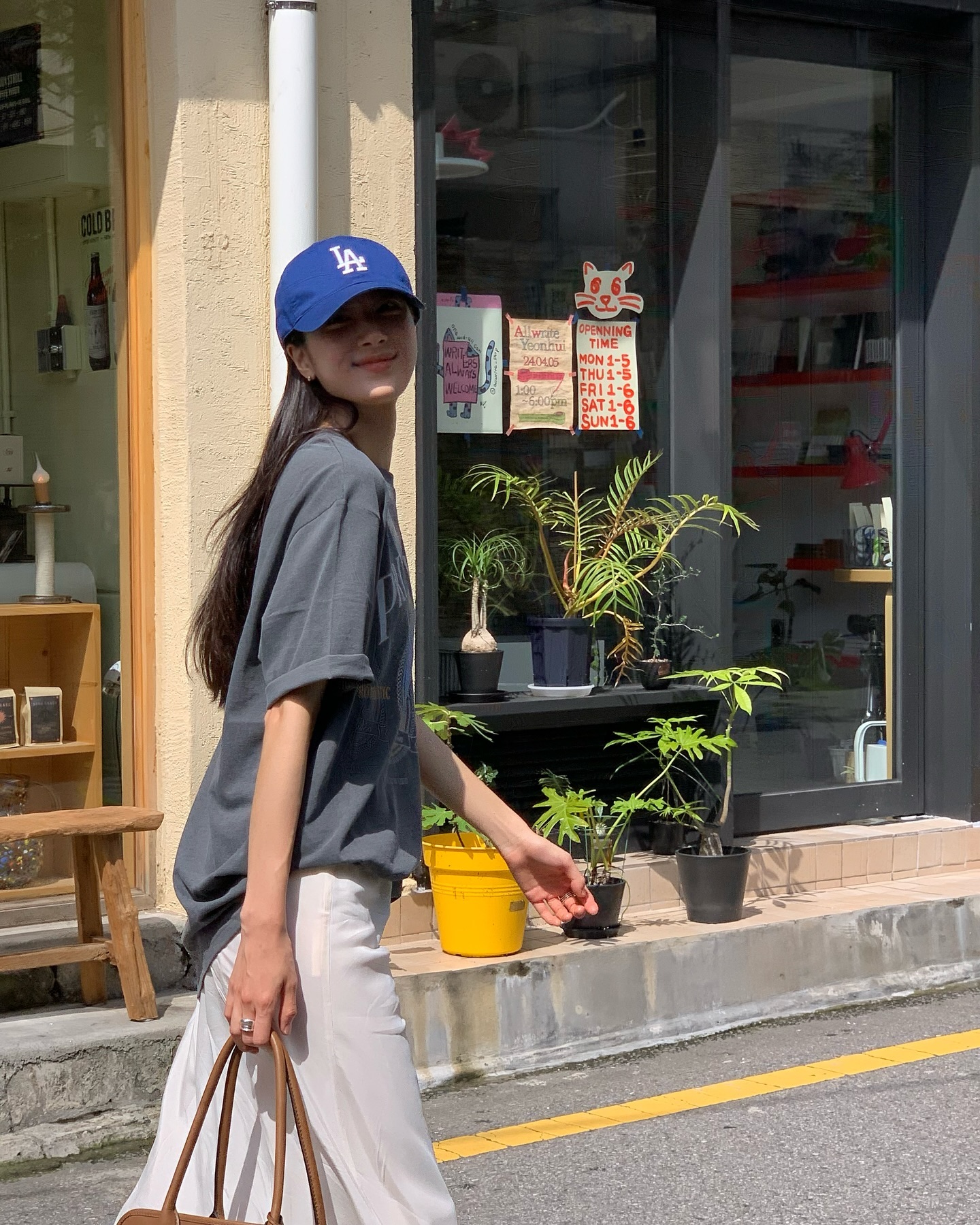모자 없는 외출은 노화의 지름길🥲
볼캡으로 스타일과 편안함 둘 다 잡자💙 이미지7