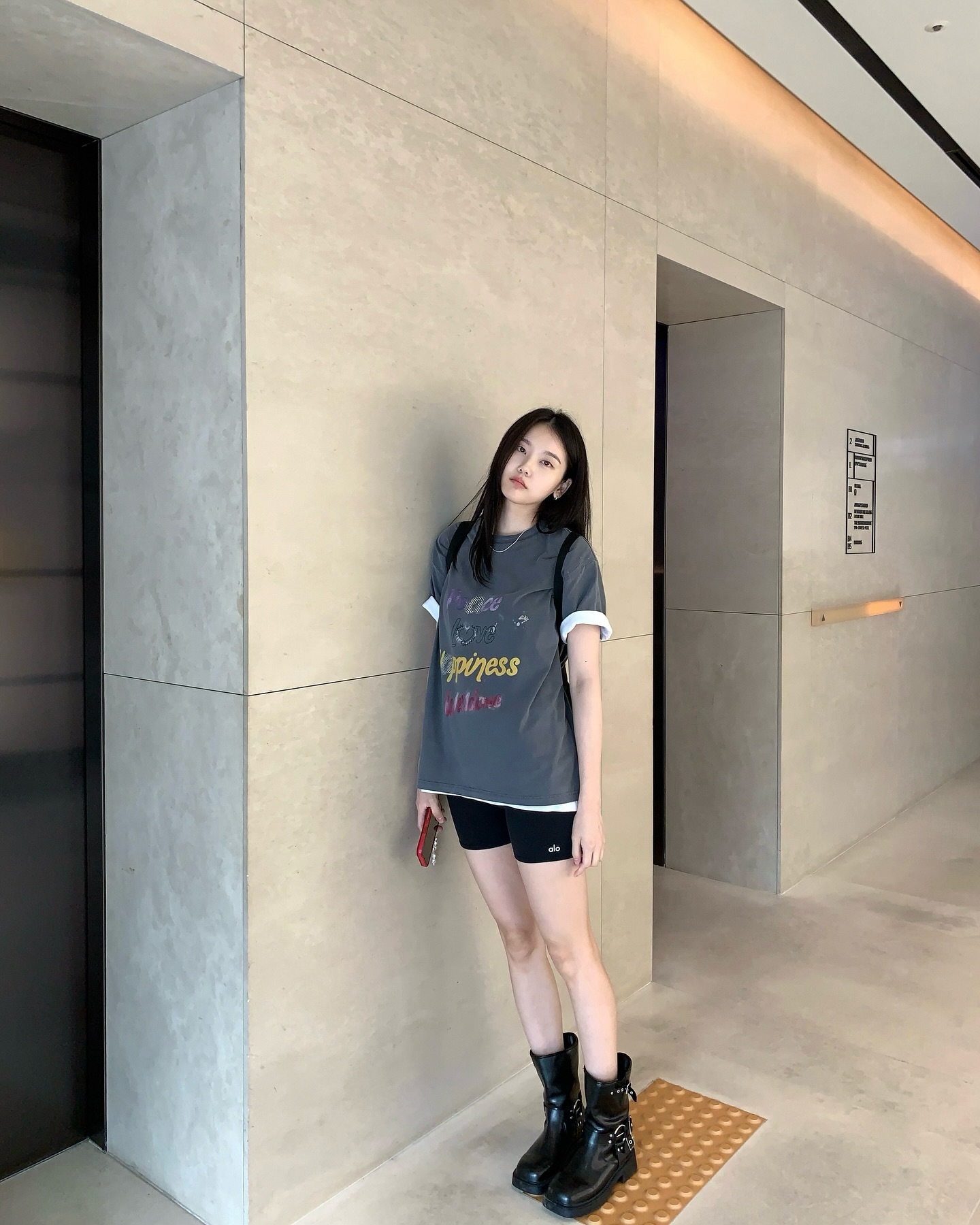 셀럽 여름 데일리🖤바이커 쇼츠 이미지7
