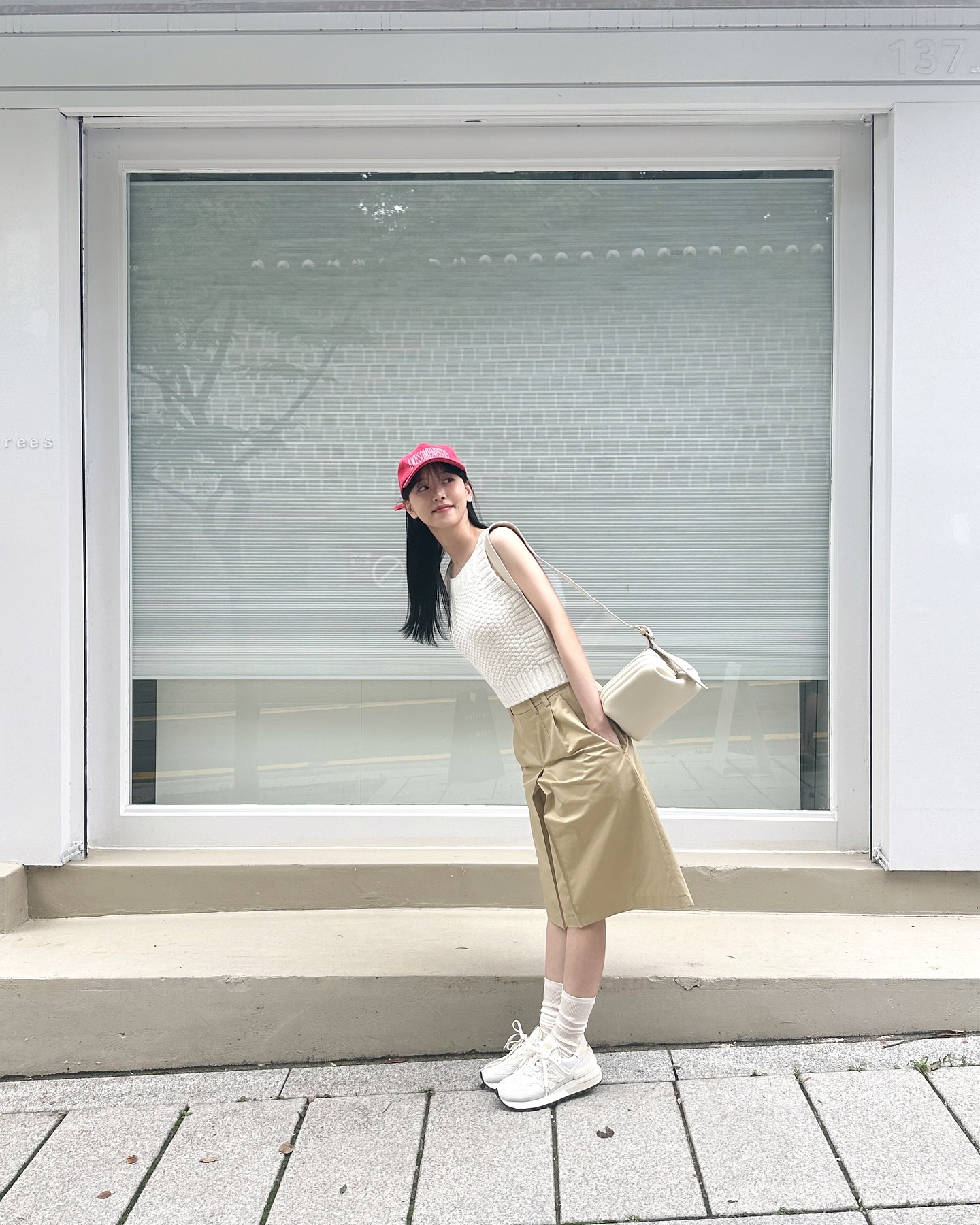 모자 없는 외출은 노화의 지름길🥲
볼캡으로 스타일과 편안함 둘 다 잡자💙 이미지