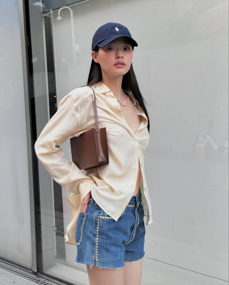 여름에도 포기할 수 없는 셔츠룩💛 이미지1