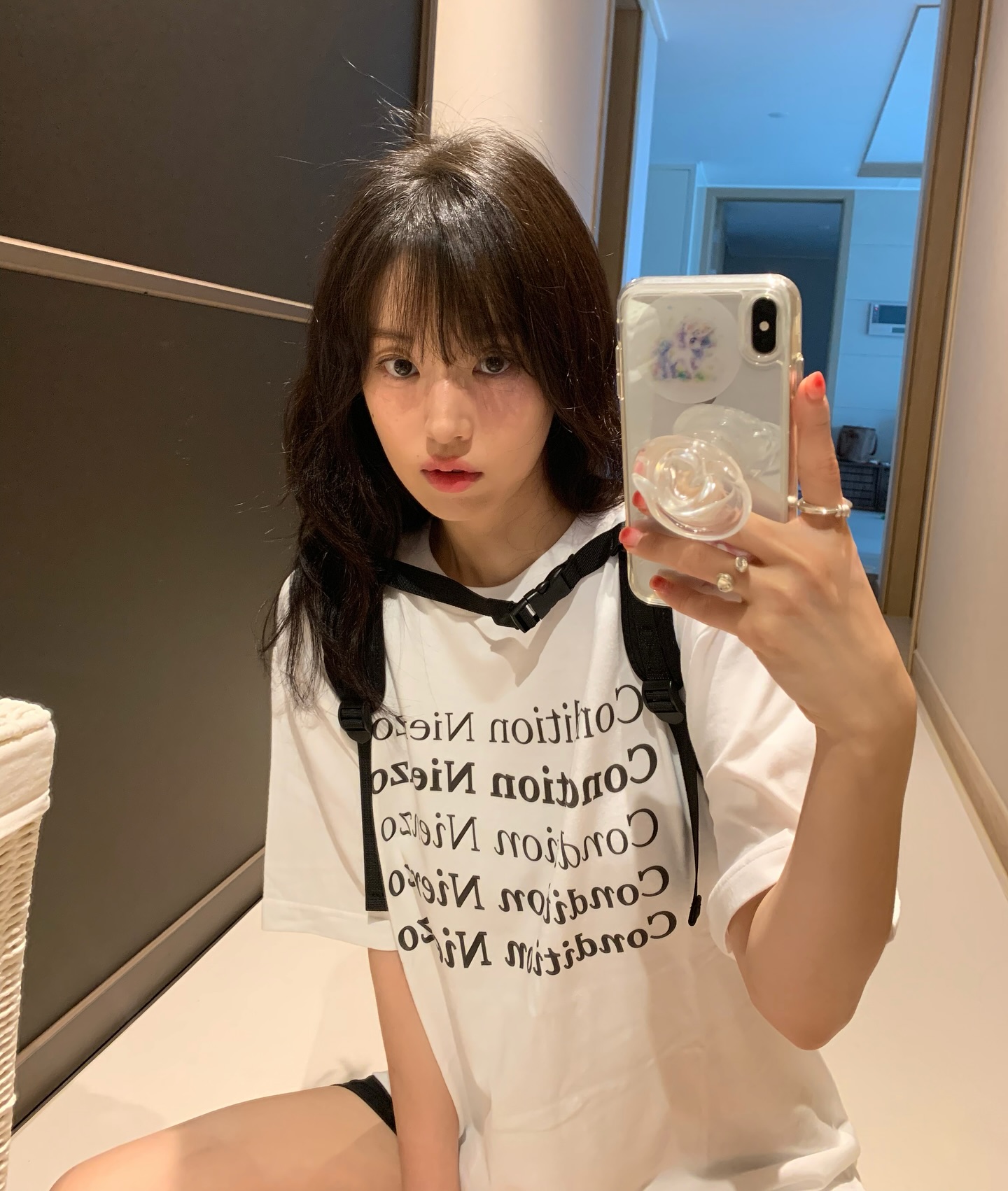 반팔티는 환희언니처럼 귀엽게🤍 이미지