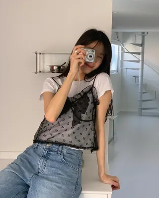 반팔티에 뷔스티에 레이어드룩🤍🖤 이미지