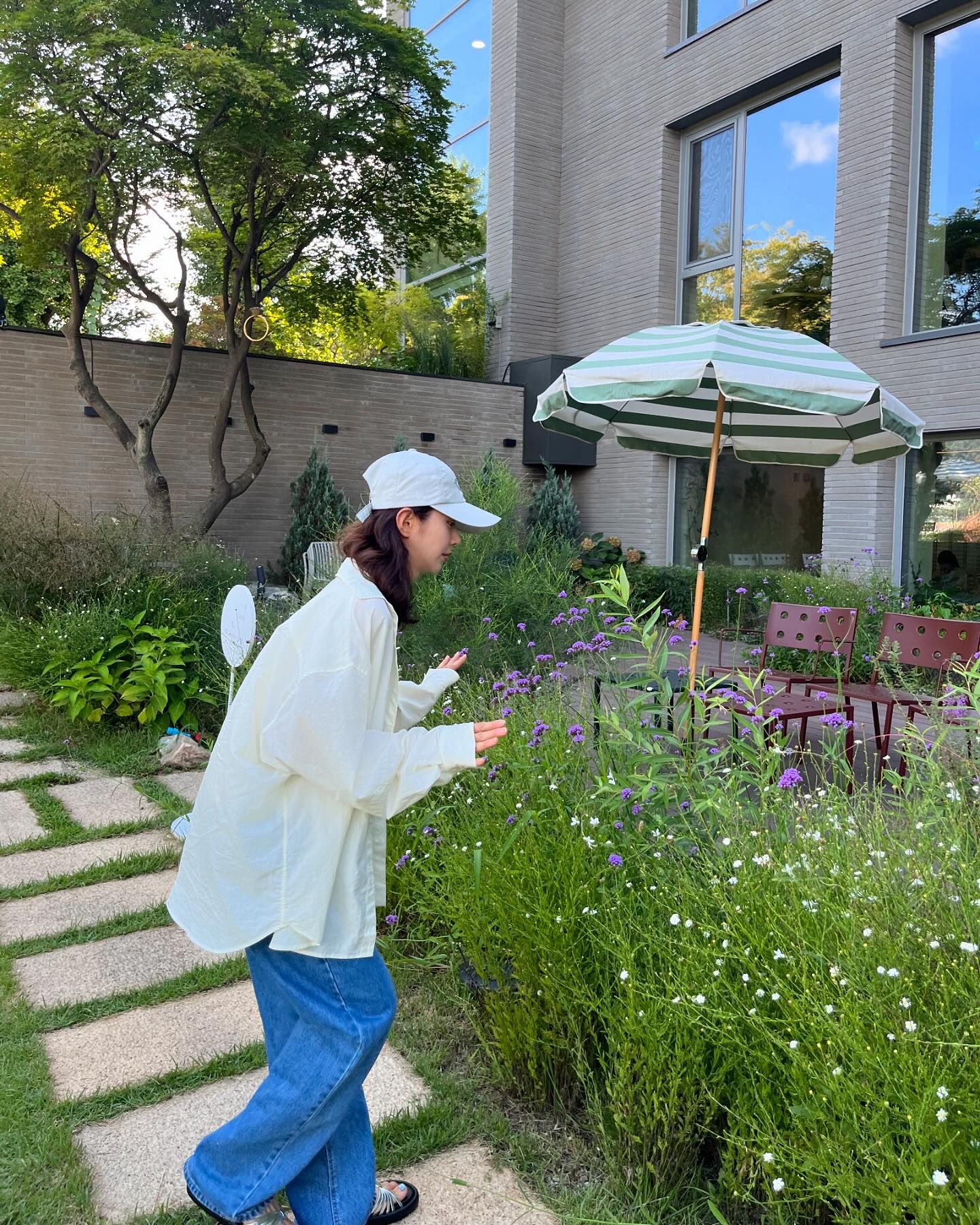 꾸안꾸룩 필수템🩷셔츠&볼캡 이미지