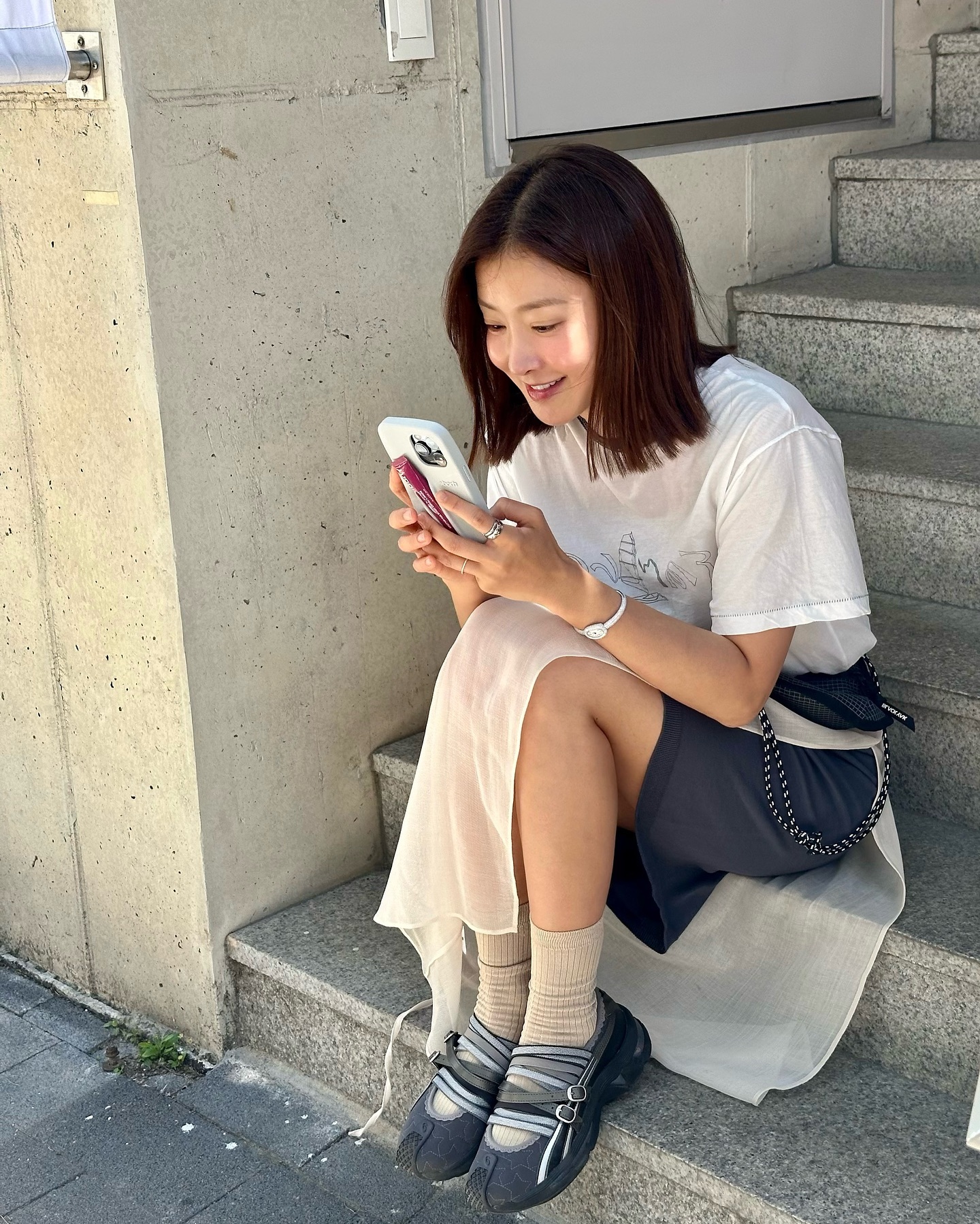 요즘 트렌드 메리제인 스니커즈에 양말🧦 이미지7