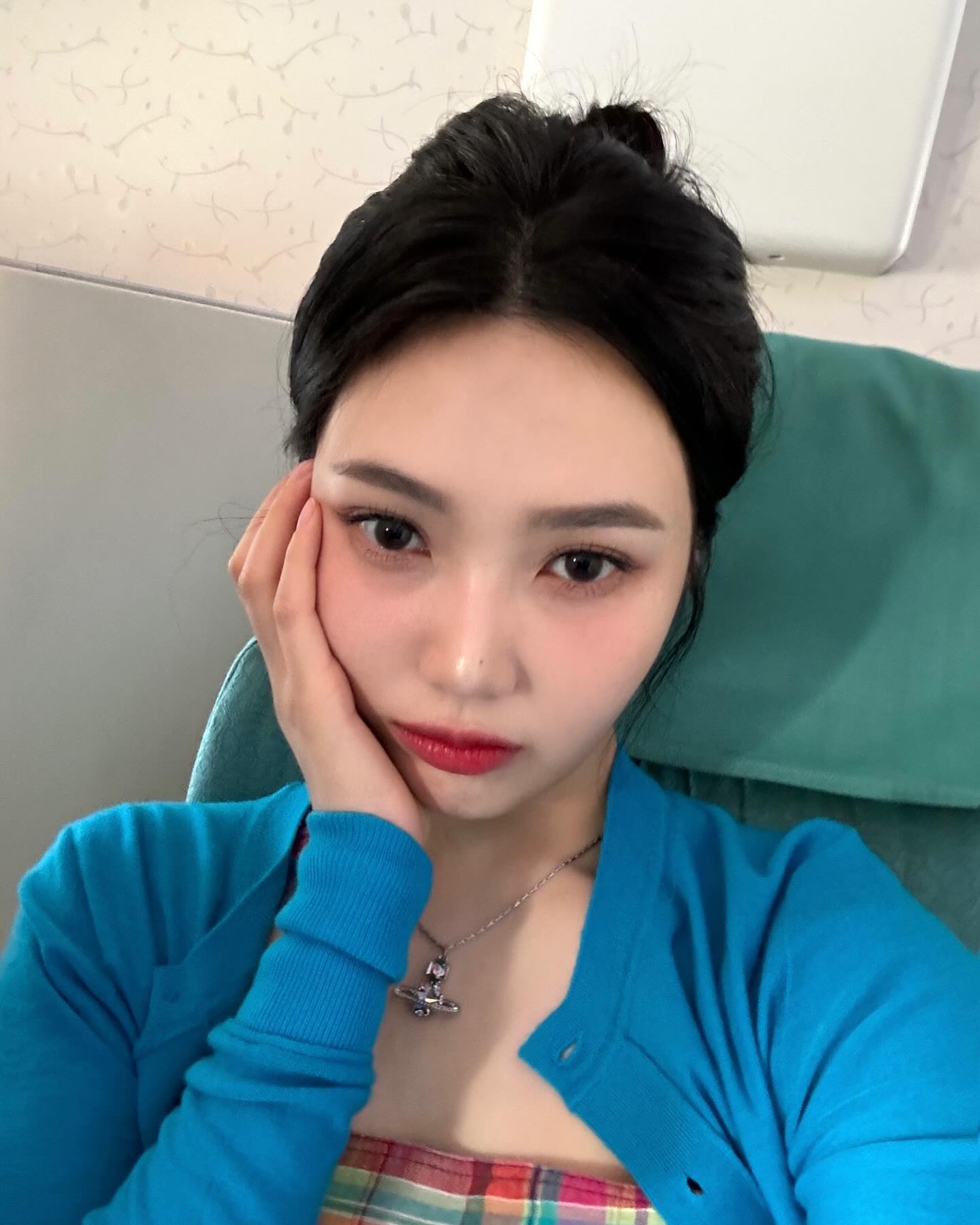 언니들 애정템🪐비비안웨스트우드 목걸이 이미지1
